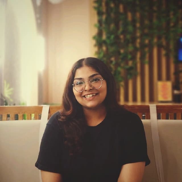 Sannidhi Pushpey