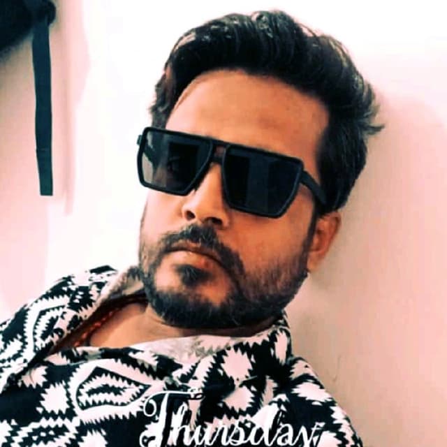 Saurabh K Tripathi 🛜