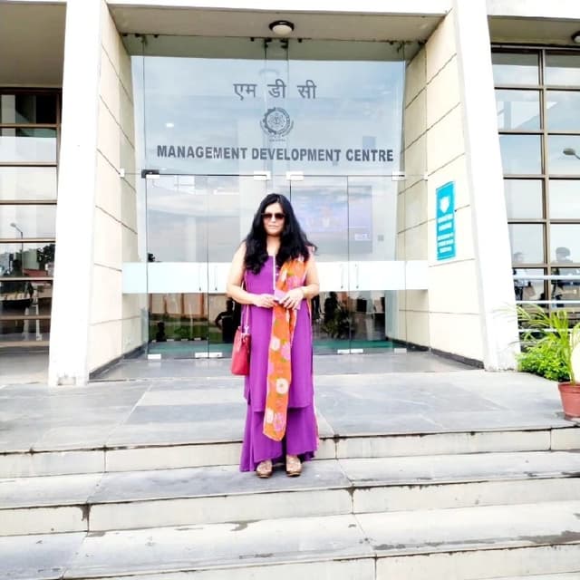 Deepali Saxena