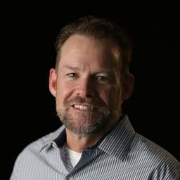 Sean Saxon