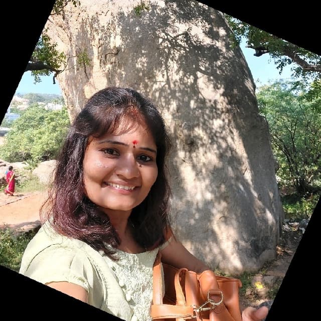 Selvi Vellaisamy