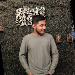 shadab qureshi