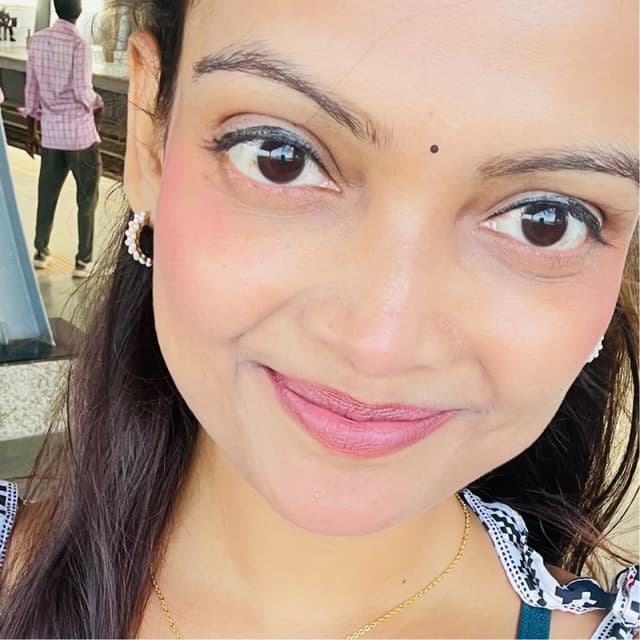 Shikha K.