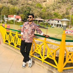 Shivam Saxena 