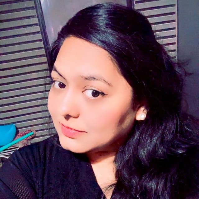 Shivani Bisht 🧿