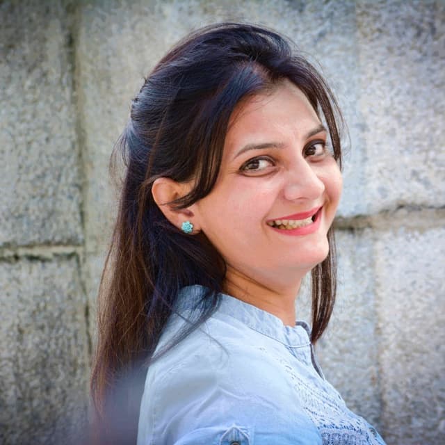 Shraddha Vaviya