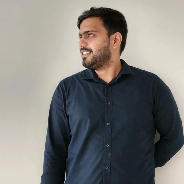 Shravan Tiwari