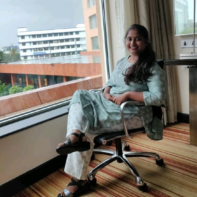 Shreya Khochare