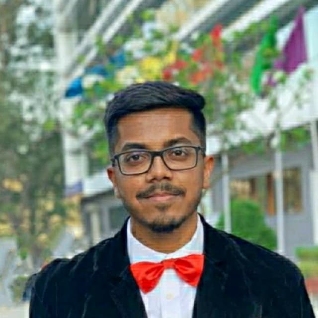 Shreyas Devarkar