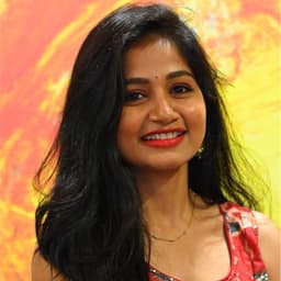 Shruthi Aravelli