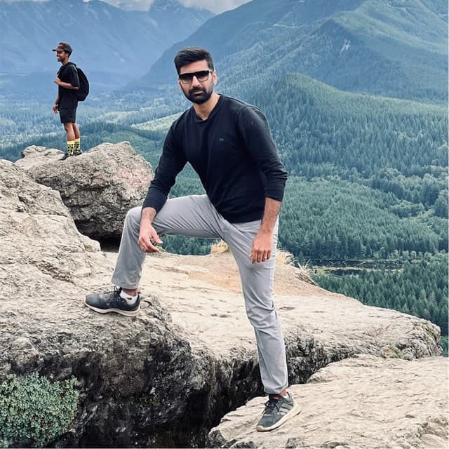 Siddharth Khanna