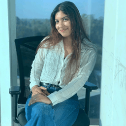 Simar Kaur