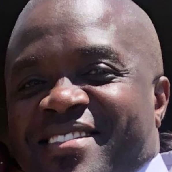 Simon Mayoye