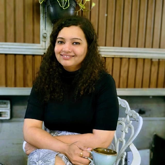 Smruti Ghude