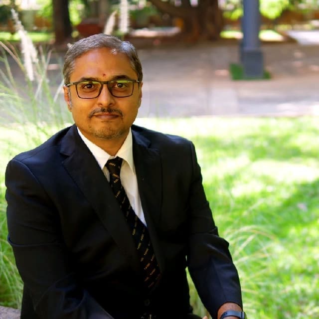 Srihari B