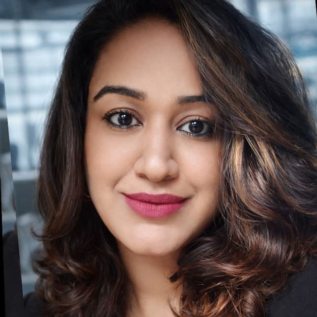 Srishti Thakur 