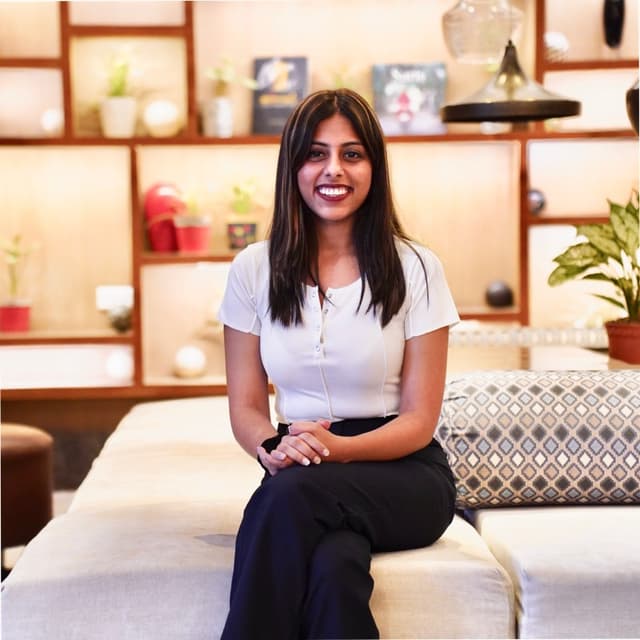 Suhani Mahajan