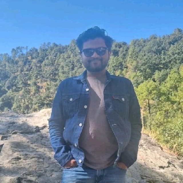 Sujeet M.