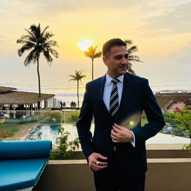 Tej Kapoor