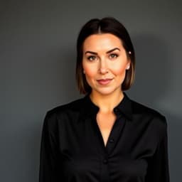 Sarah Renée
