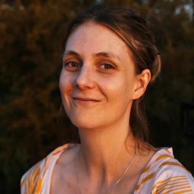 Theodora Lee