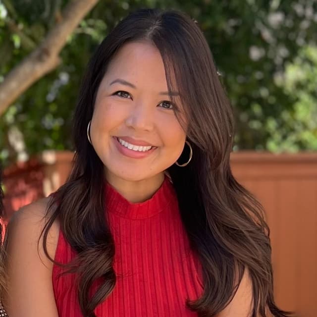 Thuy N.