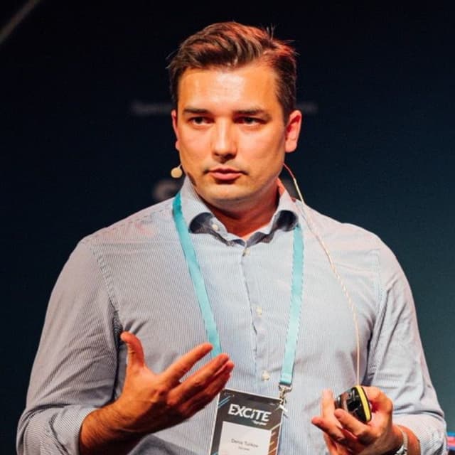 Denis Turkov