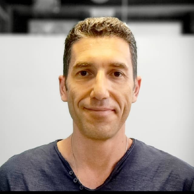 Tzakhi Freedman
