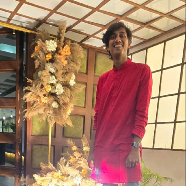 Vagesh Mahajan