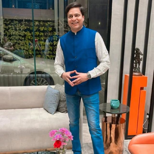 vaibhav khandelwal