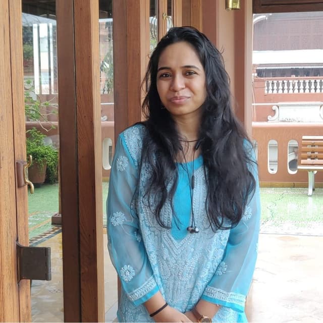 VANDNA DHINGRA