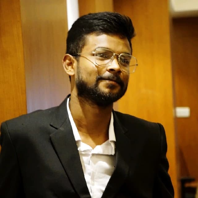 Varsan M