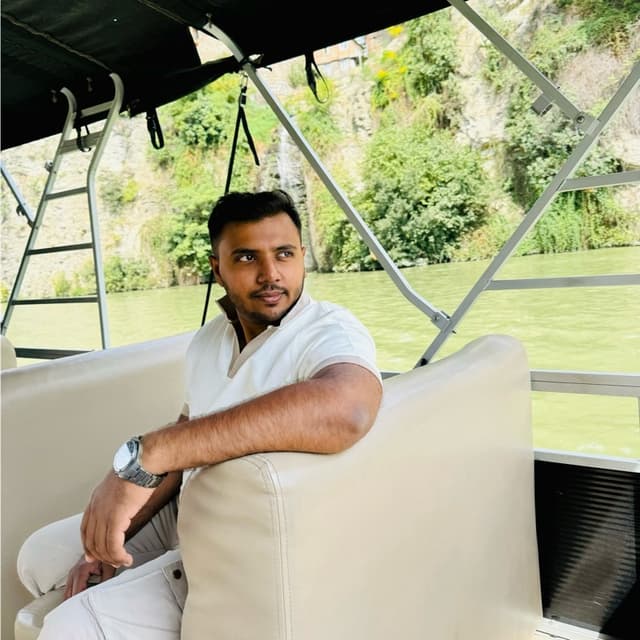Vaibbhav B Vasa