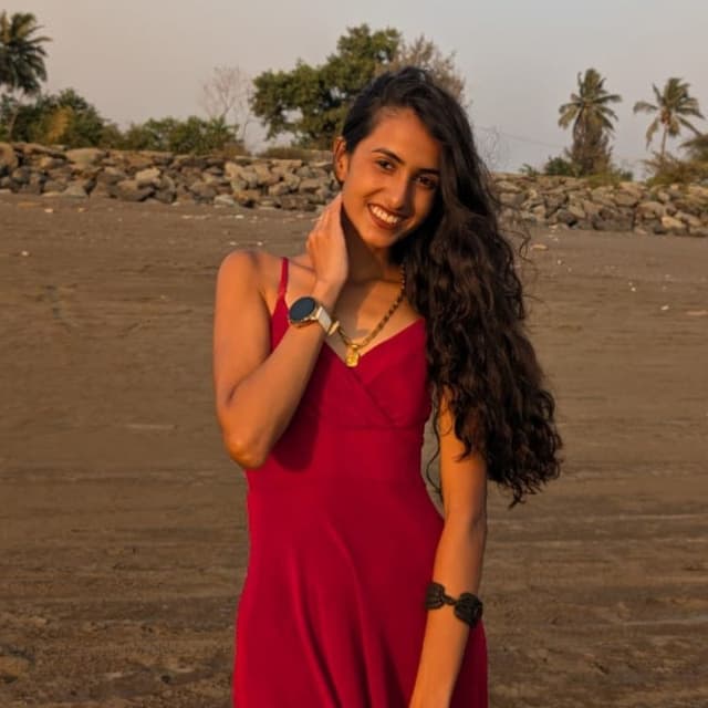 Vidhi Dabhi