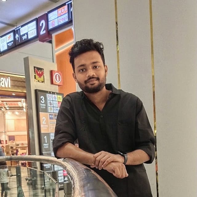 Vignesh Muthuvel