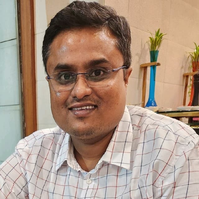 Vikas Sakre