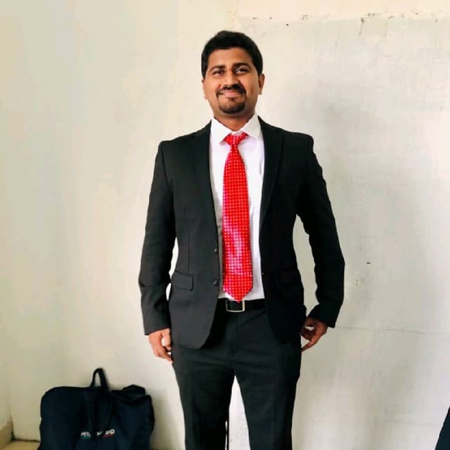 Vignesh RS