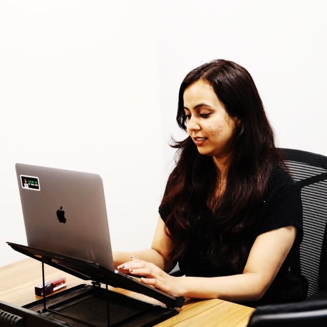 Vinanthi B V