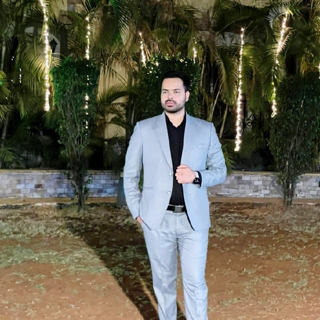 Vinay Tiwari