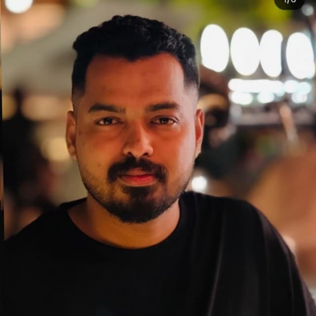 Vinayak krishnan R