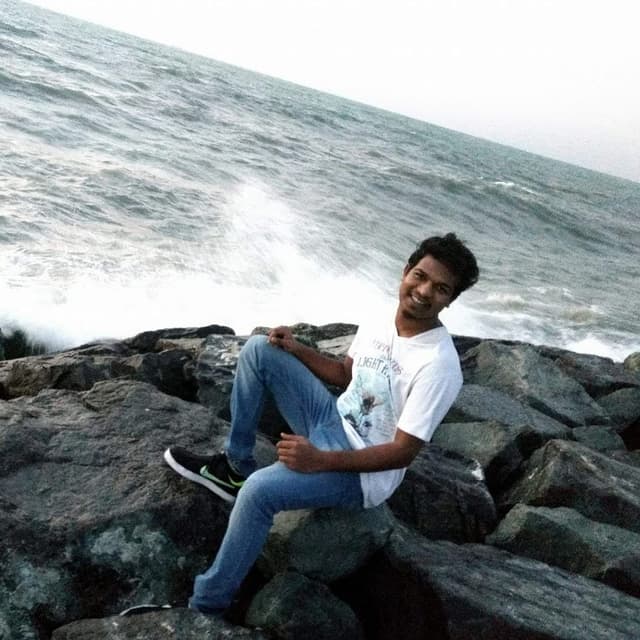 Vinu Davidson