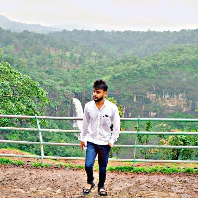 Vishal Thakare