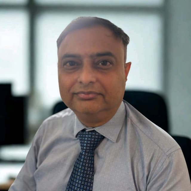 Vishal S Yajnik
