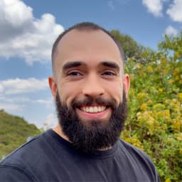 Vitor Prado
