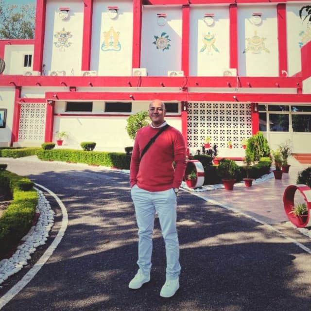 Vivek P