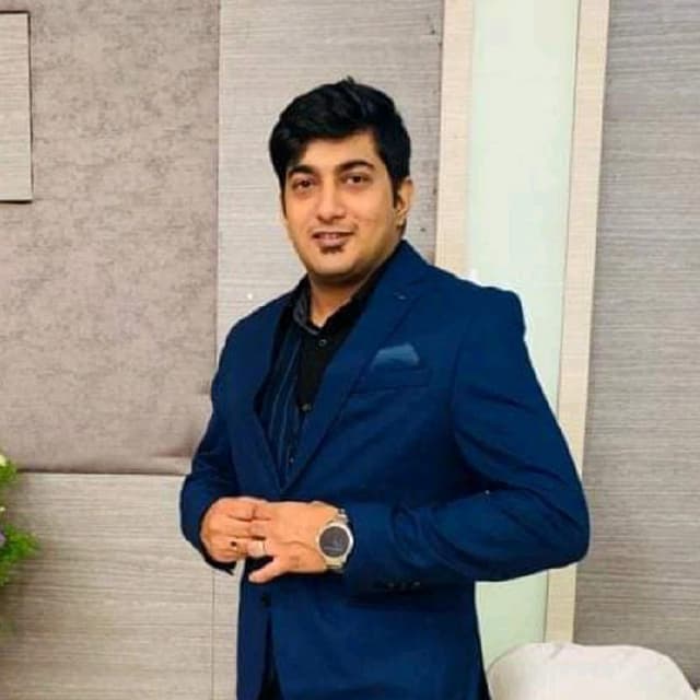 Vivek Rateswar