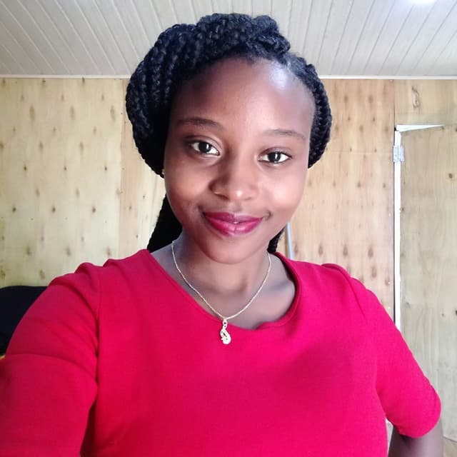 Vivian Karendi
