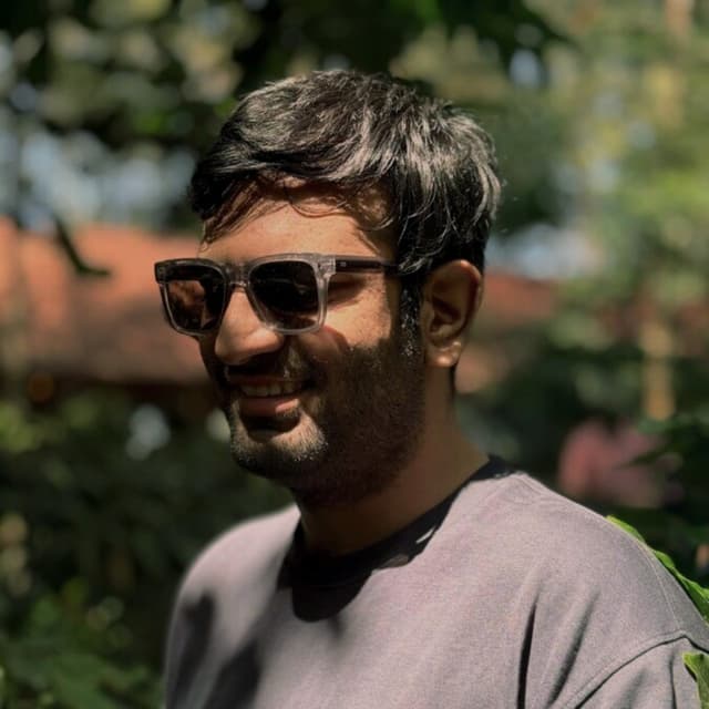 Pravesh V.