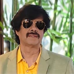 V S Balajee