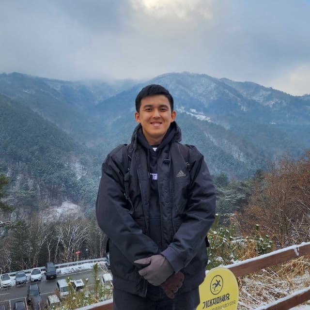 Woon Yi Jun